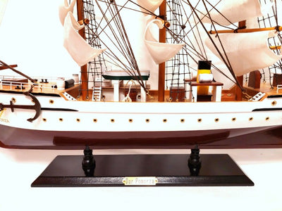 Modelo de veleiro Dar Pomorza 80 cm com possibilidade de personalização por gravação