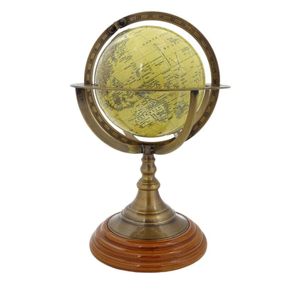 Globo decorativo com base em latão e possibilidade de personalização por gravação