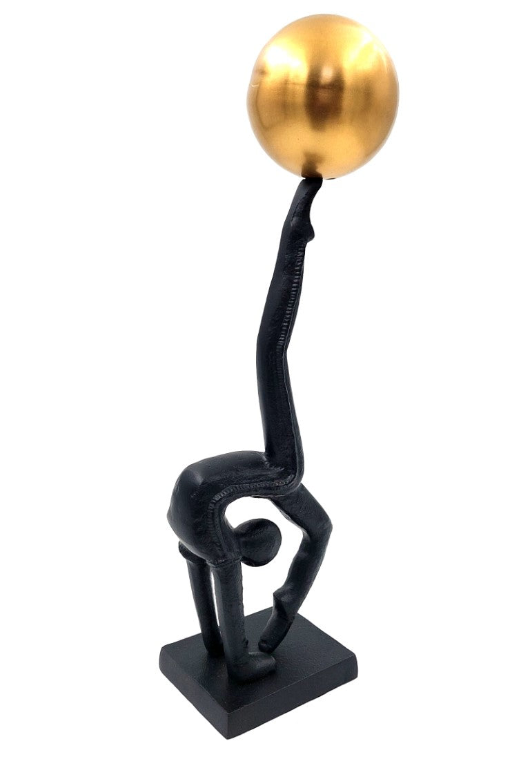 Figura decorativa de yogini em preto e dourado, altura 41 cm, possibilidade de personalização com gravação, ideal para presente