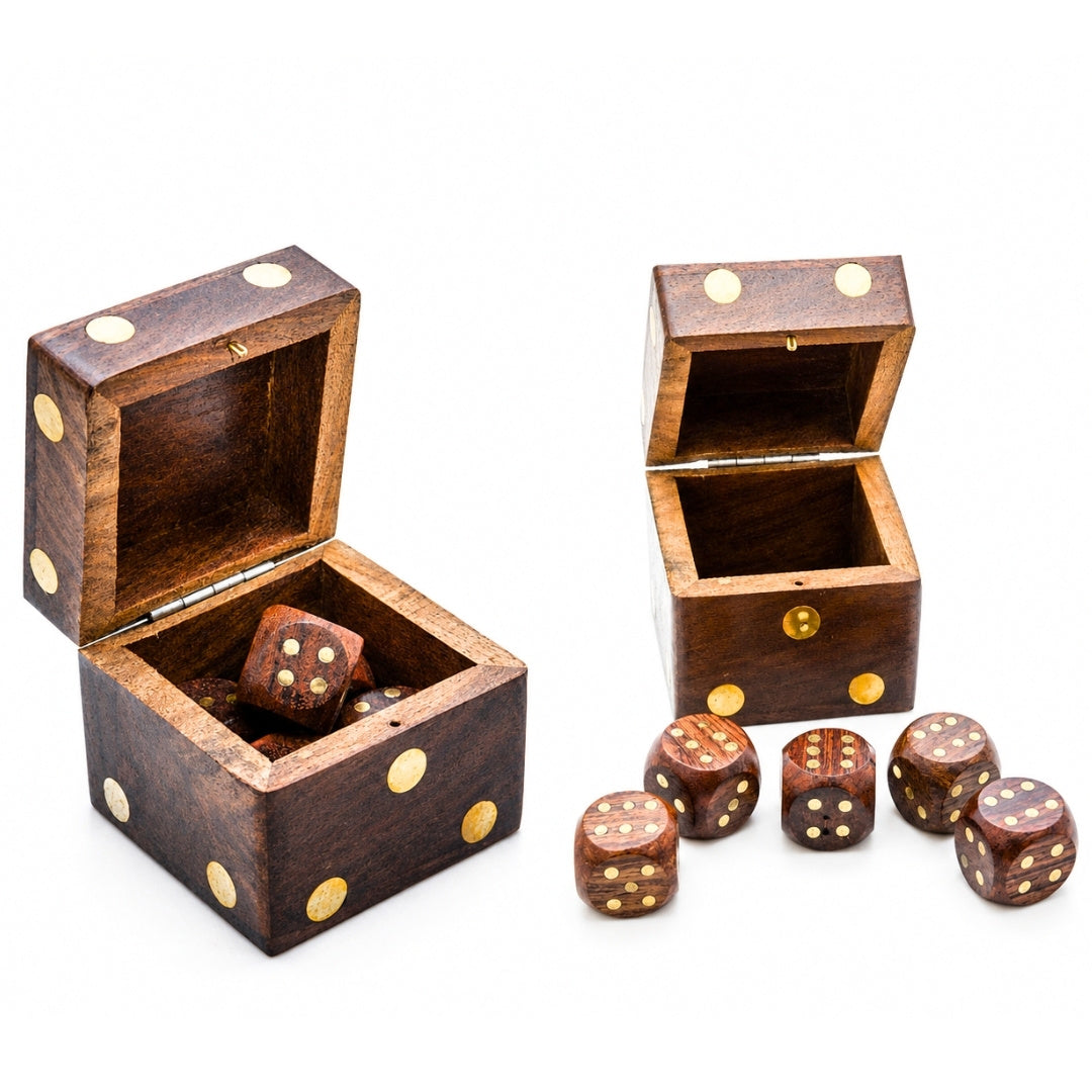 Dados de madeira para jogo em caixa elegante com possibilidade de personalização com gravação