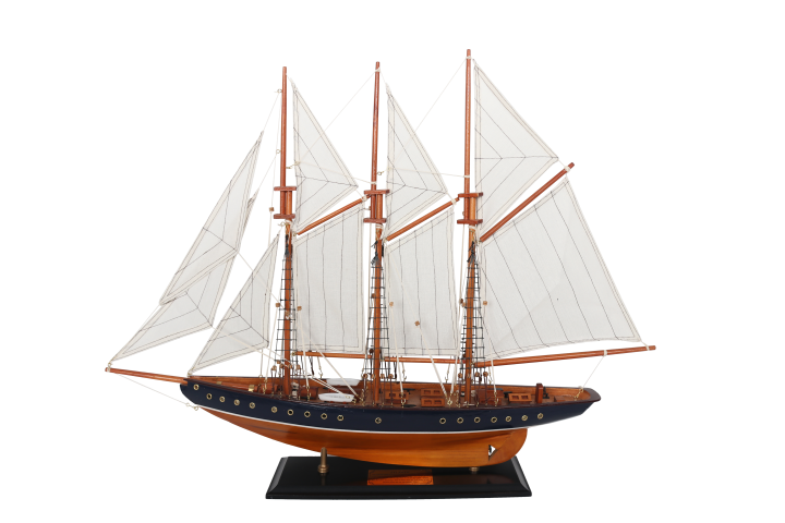 Modelo de escuna Atlantic 72 cm - Réplica do navio lendário com possibilidade de personalização por gravação - Presente ideal para amantes da vela - Feito em madeira com velas de tecido