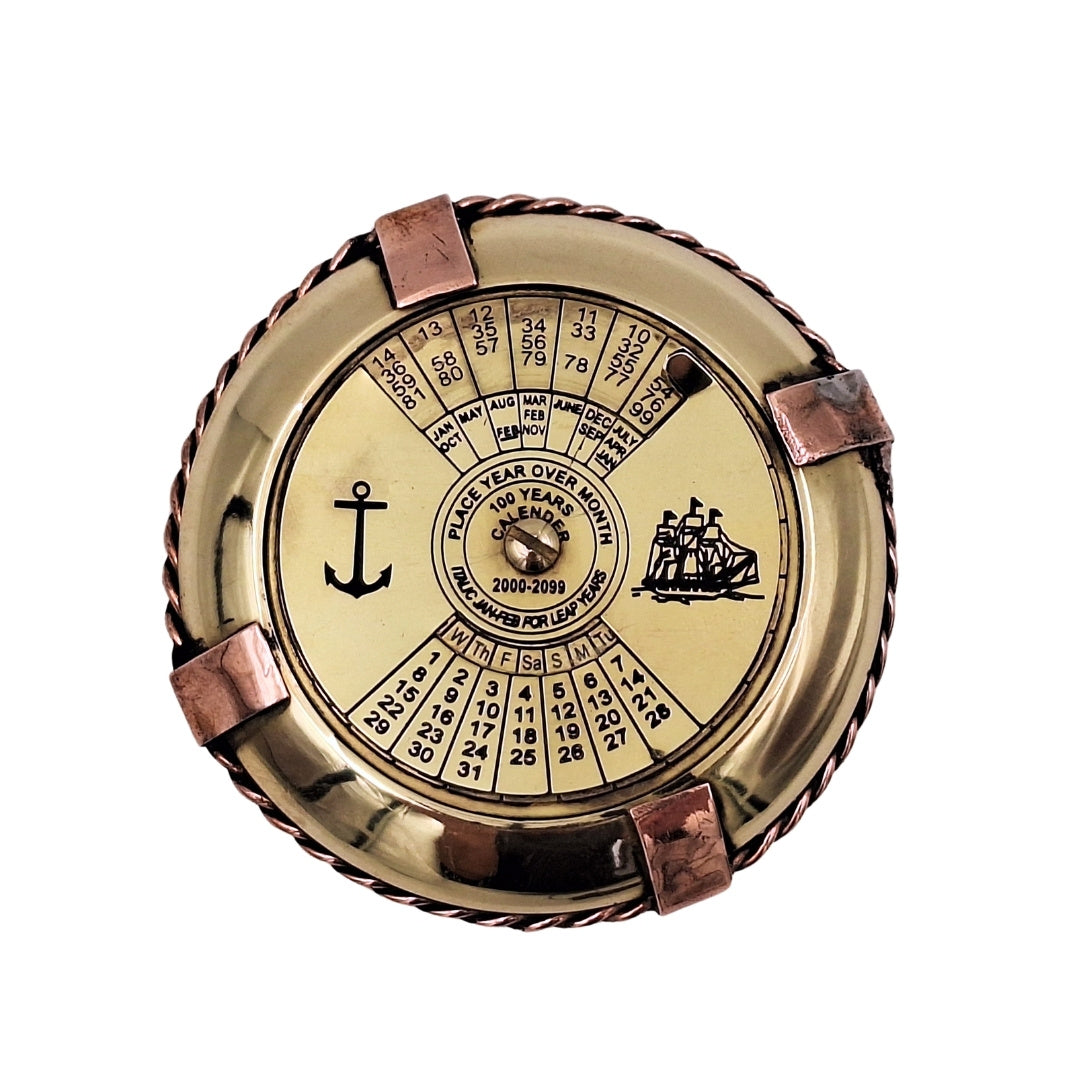 Calendário Marítimo Elegante em Latão com Possibilidade de Personalização por Gravação