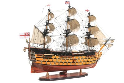 Modelo do veleiro HMS Victory 80cm montado com possibilidade de personalização por gravação - Decoração exclusiva para oferecer, feito à mão em madeira exótica, alta qualidade e atenção aos detalhes
