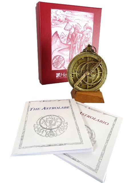 Astrolábio Europeu H32 – Réplica Renascentista Premium com Possibilidade de Personalização por Gravação – Presente Ideal com Elegante Base de Madeira – Altura 12 cm, Feito à Mão com Atenção ao Detalhe