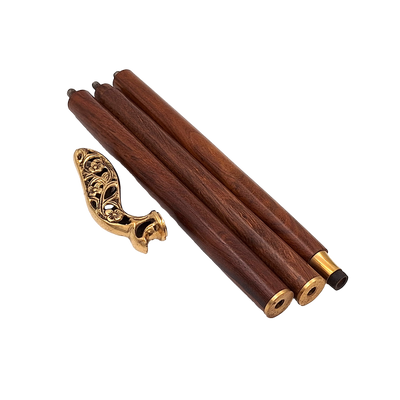 Bengala dobrável elegante em madeira com cabo ricamente decorado em castanho e dourado com possibilidade de personalização por gravação