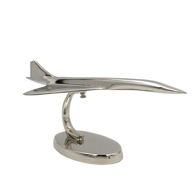 Modelo metálico de avião Concorde em cor prata com possibilidade de personalização por gravação