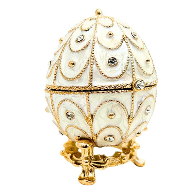 Caixa Exclusiva Ovo Fabergé Metálica com Cristais em Cor Branco-Dourado com Possibilidade de Personalização por Gravação