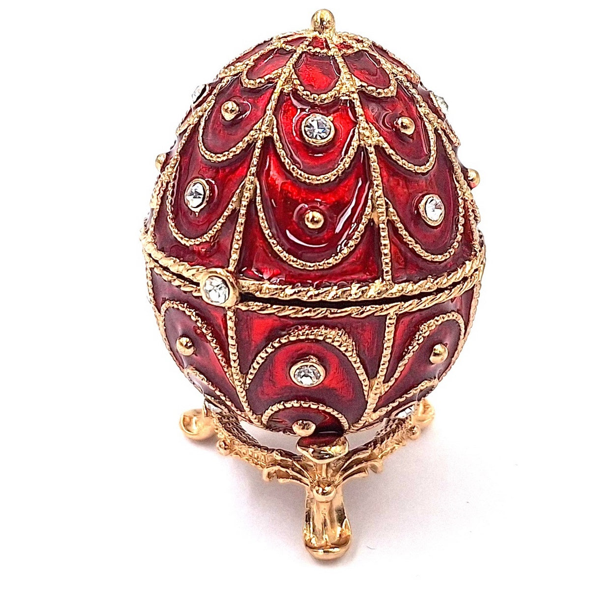 Caixa de metal exclusiva Fabergé com cristais em cor vermelho e dourado, possibilidade de personalização por gravação, ideal para presente, dimensões 5,5x6,5 cm