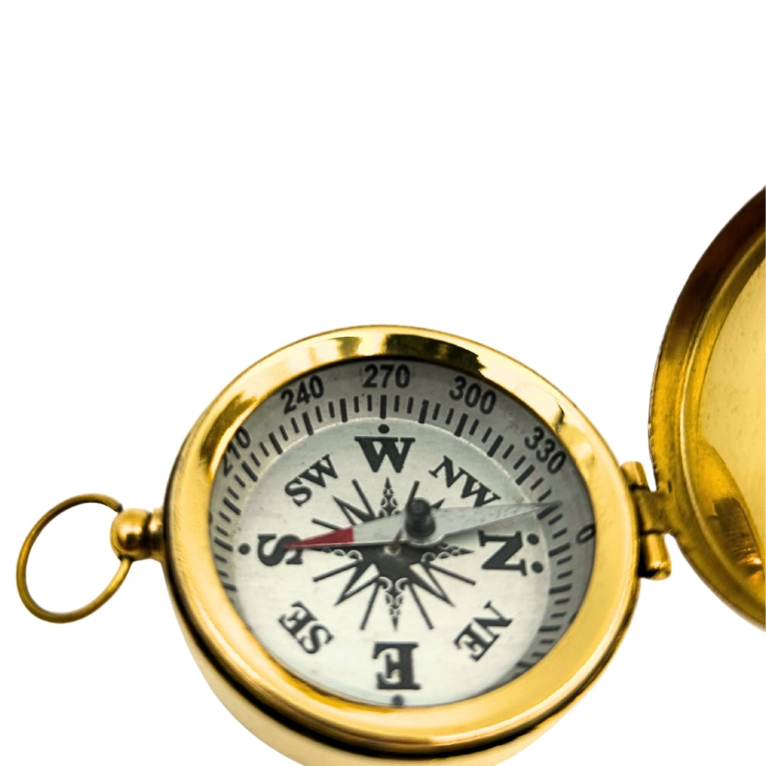 Bússola Retro de Latão com Tampa Fechável, Possibilidade de Personalização por Gravação, Ideal para Presente para Marinheiro, Altura 5 cm, Estilo Marinheiro