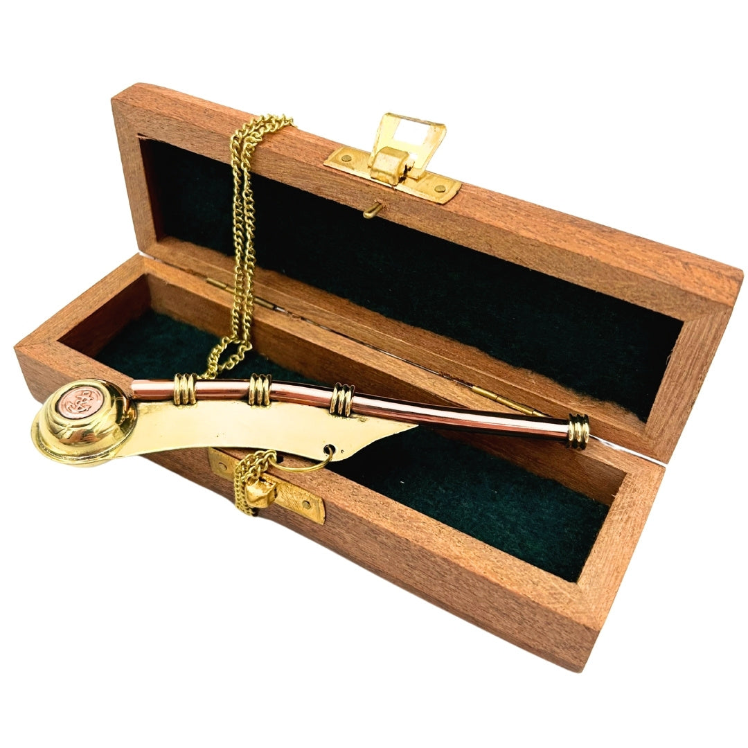 Apito de Bosman com Gravação em Caixa de Madeira Elegante – Latão, 12,5 cm