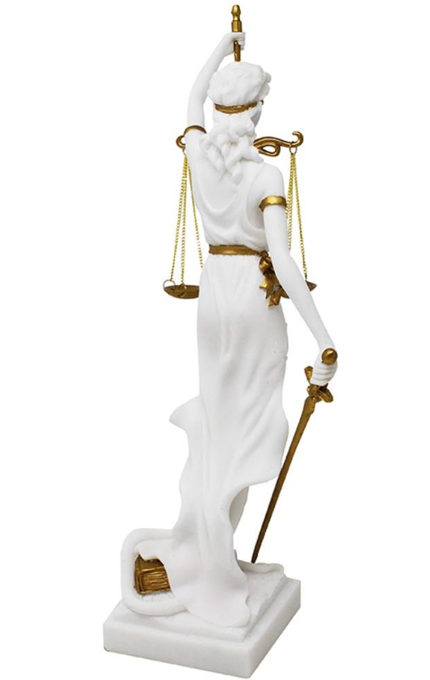 Estatueta da Têmis com possibilidade de personalização por gravação - presente elegante para advogado, juiz ou estudante de direito, branca com detalhes dourados, altura 35 cm, pintada à mão em polyresina