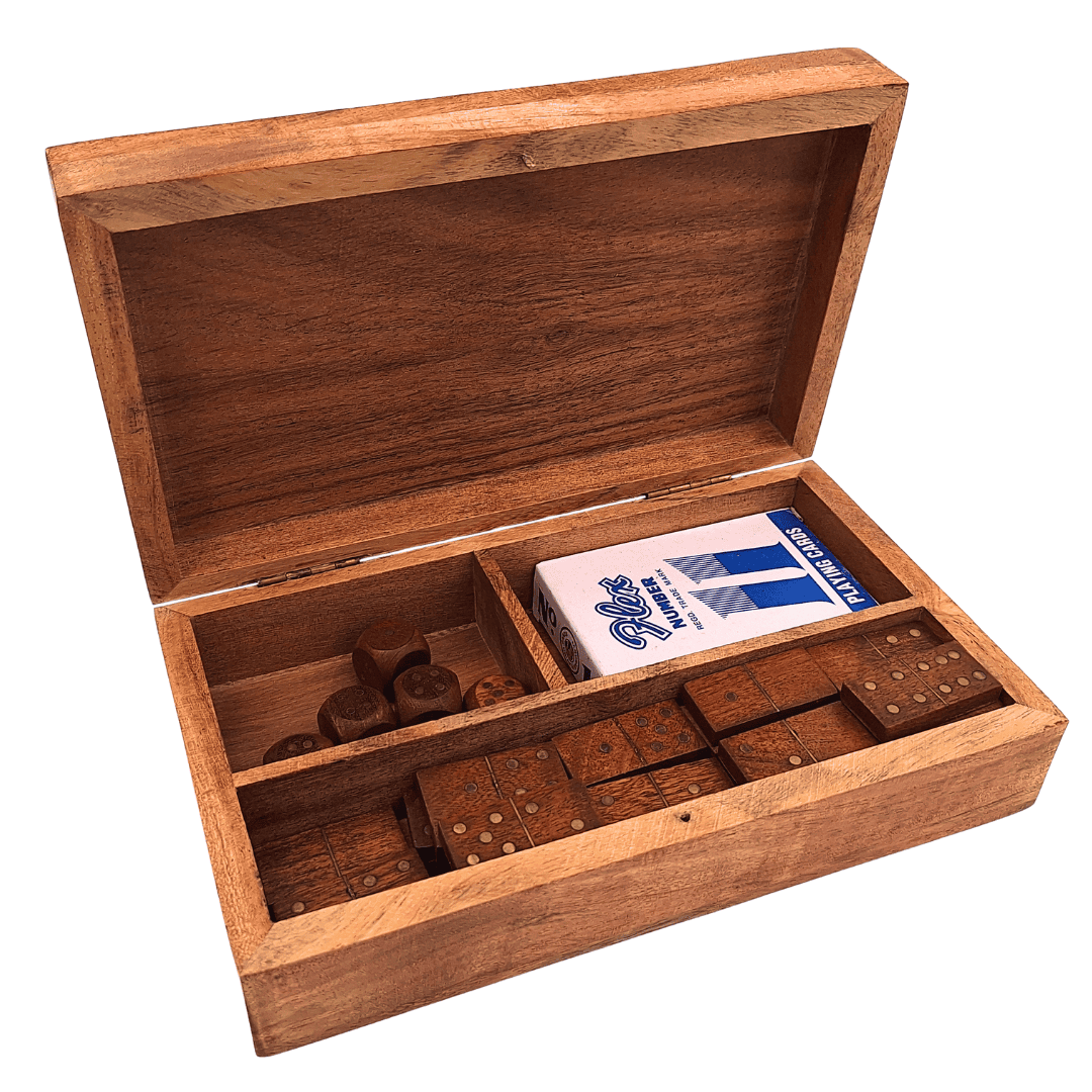 Conjunto de Jogos 3 em 1 em Caixa de Madeira Elegante com Possibilidade de Personalização por Gravação - Cartas, Dominó, Dados - Presente Ideal para Amantes de Jogos Sociais - Dimensões: 22,5 x 13 x 6 cm, Acácia com Decorações em Latão