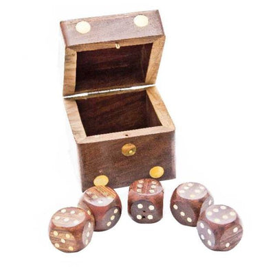 Dados de madeira para jogo em caixa elegante com possibilidade de personalização com gravação