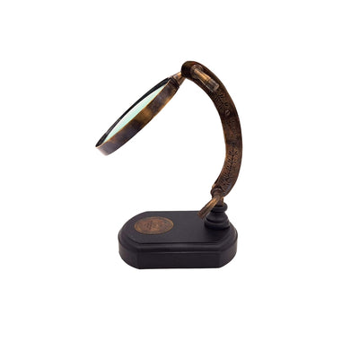 Lupa elegante com base de madeira ajustável, possibilidade de personalização por gravação, ideal para presente, altura 20 cm, vidro de aumento 10 cm, estrutura e braço de latão