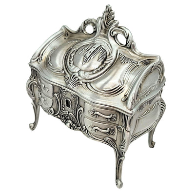 Caixa de Joias Metálica Prateada Retro 2056M com Possibilidade de Gravação - Presente Elegante para o Dia da Mãe ou Aniversário, Dimensões 9,7 x 10 x 6,7 cm, Estilo Rococó com Ornamentação Floral