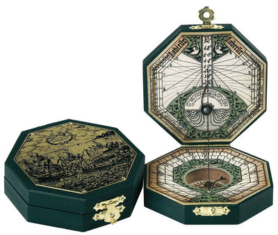 Relógio de sol octogonal e bússola H06 com possibilidade de personalização por gravação – presente elegante para amantes da navegação, feito em madeira e latão, com ornamentação rica, dimensões 7,3 x 2 cm