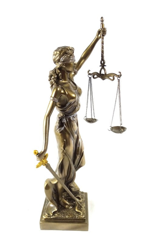Estatueta Têmis 35 cm com possibilidade de personalização com gravação - presente elegante para advogado, juiz ou consultor jurídico, feita de poli-resina em cor dourada com acabamento antigo