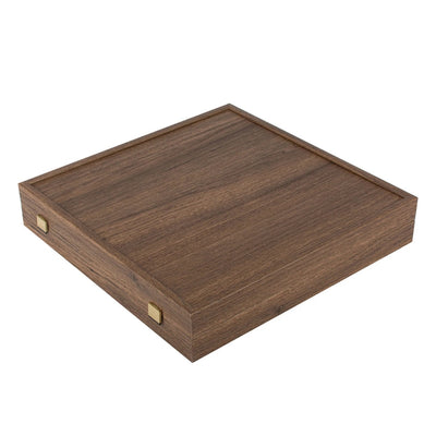 Xadrez metálico exclusivo com tabuleiro de latão 44 x 44 cm – Peças medievais com possibilidade de personalização por gravação