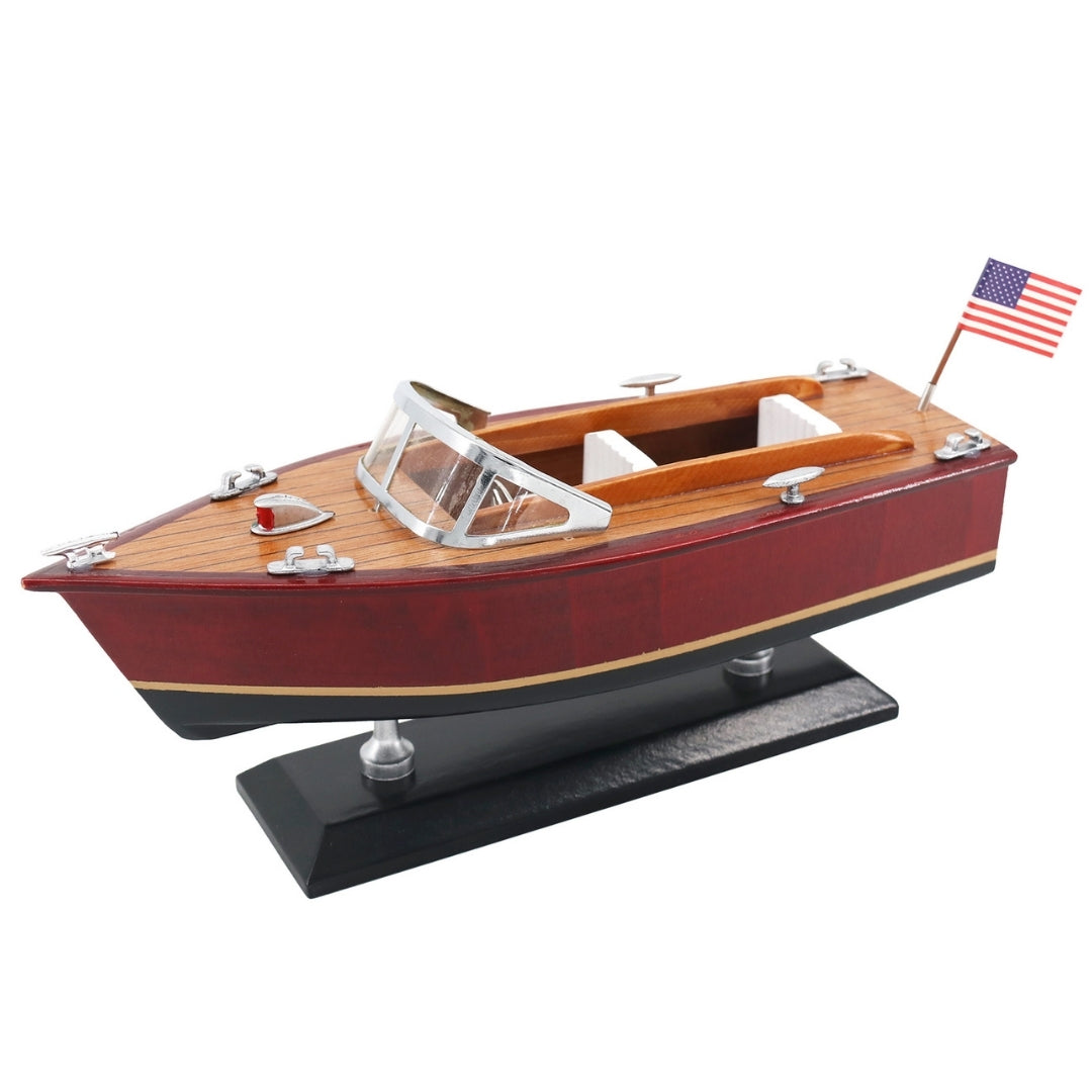 Modelo de Lancha de Madeira com Gravação – Barco Clássico de Motor 26 cm em Tons Profundos de Madeira