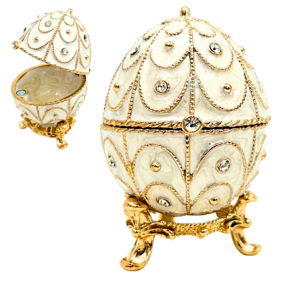Caixa Exclusiva Ovo Fabergé Metálica com Cristais em Cor Branco-Dourado com Possibilidade de Personalização por Gravação
