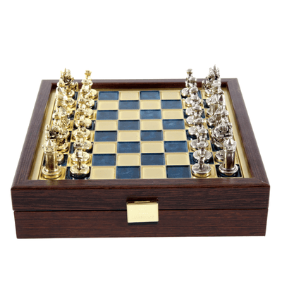 Elegante conjunto de xadrez premium em latão, 20x20cm, Bizâncio, com gravação personalizada - Presente ideal para jogadores de xadrez e amantes de história - Peças feitas à mão com acabamento dourado e prateado