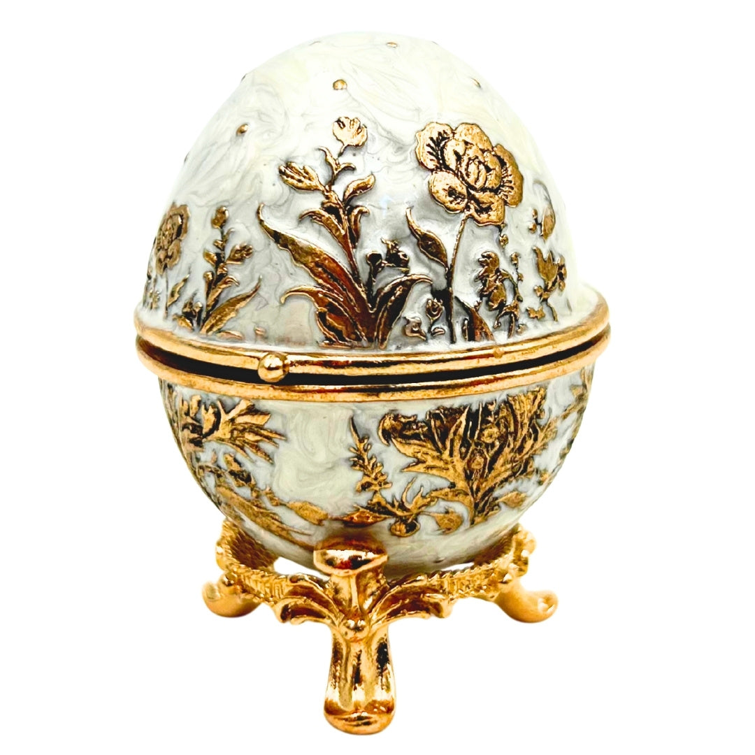 Caixa Exclusiva Ovo Fabergé Metálica com Cristais em Cor Branco-Dourado com Possibilidade de Personalização por Gravação