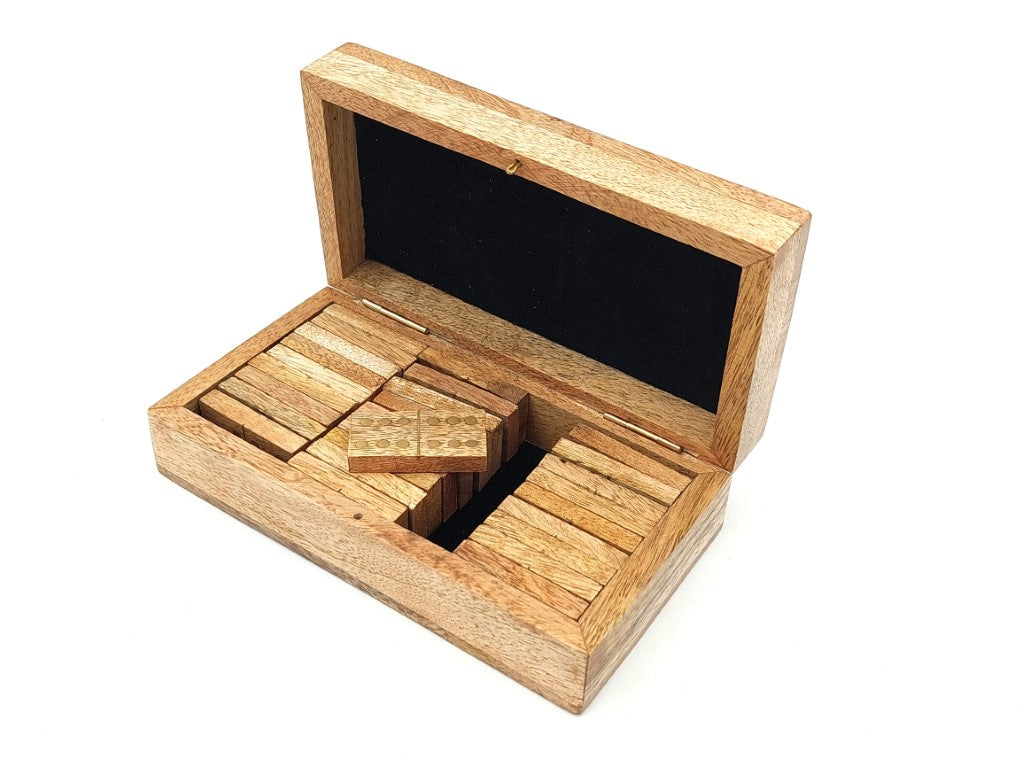 Dominó de Madeira de Manga em Caixa com Gravação - Presente Personalizado para Adultos, 28 Peças, Decorações de Latão, Dimensões da Caixa 15 x 8 x 4,5 cm