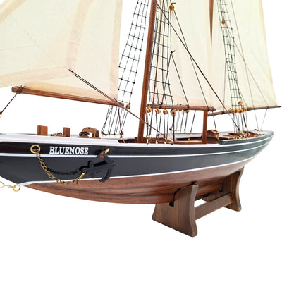 Modelo de Escuna Bluenose 78 cm com Gravação - Decoração Marítima Elegante em Madeira para Presente para Amantes da Vela e História Marítima com Velas Naturais