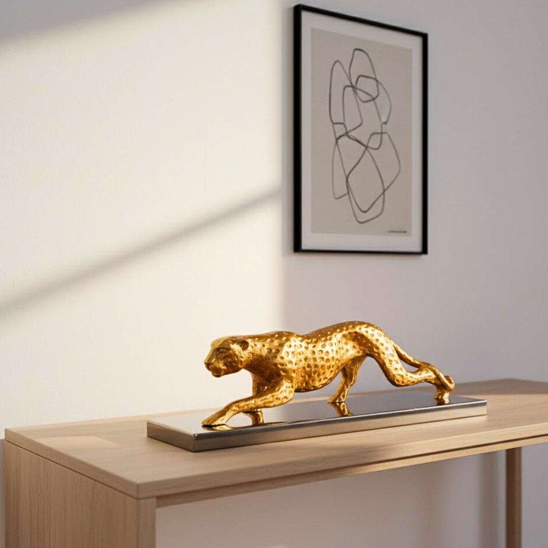 Figura Decorativa Elegante Leopardo Dourado 42 cm com Gravação Personalizada