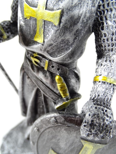 Figura de cavaleiro cruzado 18 cm com possibilidade de personalização por gravação