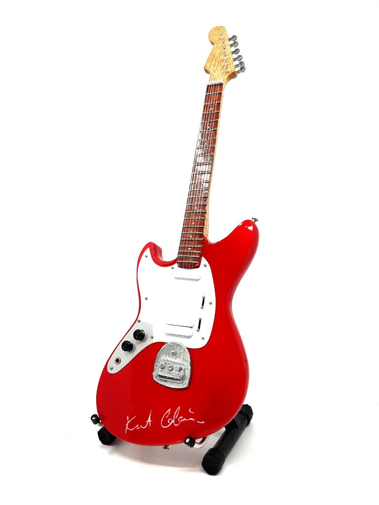 Mini guitarra Kurt Cobain Nirvana MGT-0277 com possibilidade de personalização por gravação