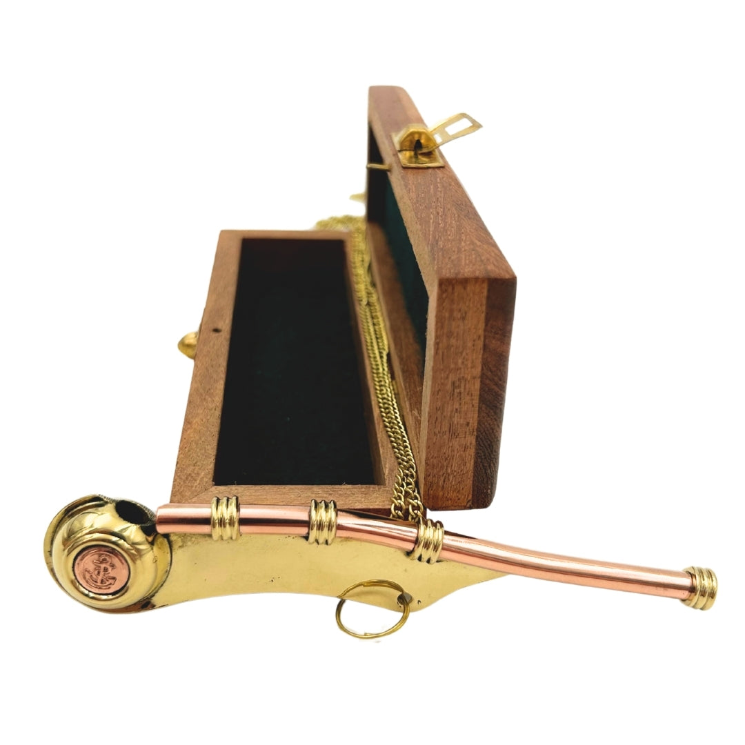 Apito de Bosman com Gravação em Caixa de Madeira Elegante – Latão, 12,5 cm