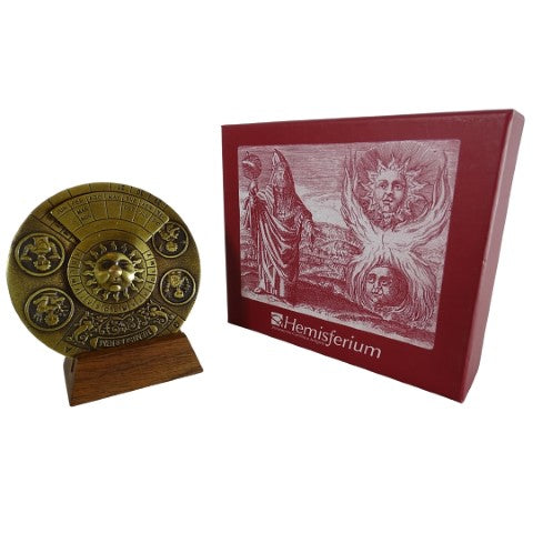 Calendário Perpétuo Renascentista com Gravação - Presente Personalizado para os Anos 1600-2799, Decoração Elegante para Escritório, Diâmetro 9 cm, Estilo Renascentista