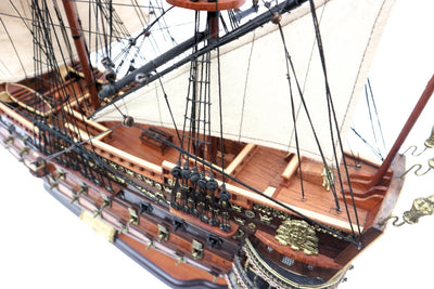 Modelo do veleiro San Felipe 80cm, com possibilidade de personalização por gravação
