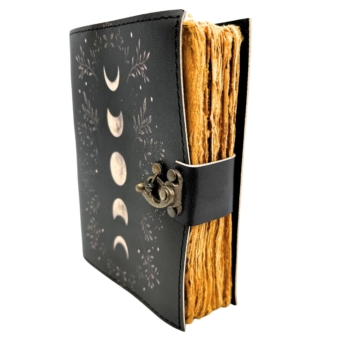 Caderno de Couro Retro com Fases da Lua com Gravação