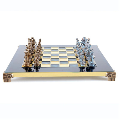 Xadrez em latão 28 x 28 cm com gravação personalizada – Presente exclusivo para enxadrista, acabamento manual de alta qualidade, cor antiga com tabuleiro azul escuro e dourado