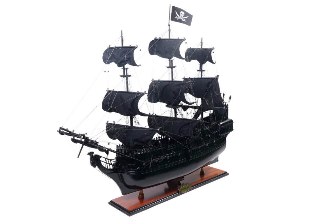 Modelo de Navio Pirata Pérola Negra BP80R com Possibilidade de Personalização por Gravação, comprimento 89 cm, presente exclusivo para qualquer ocasião, artesanato artístico, base em madeira