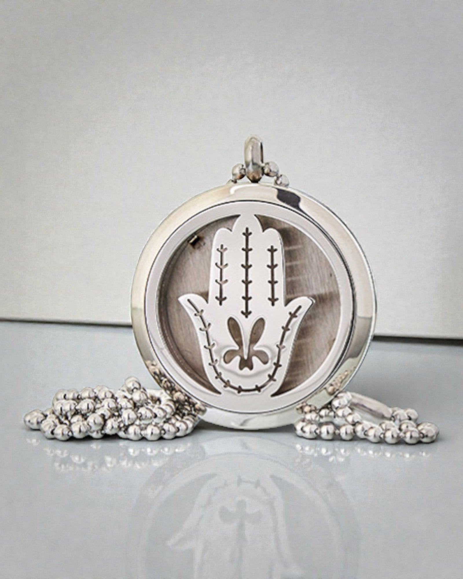 Hamsa Aura – Colar de Aromaterapia Mão de Fátima 30 mm