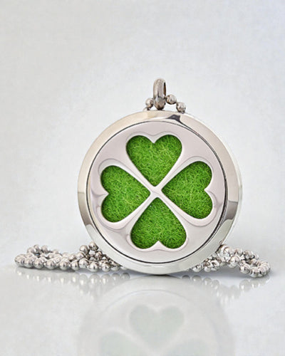 AromaClover – Colar de Aromaterapia com Medalhão de Trevo de Quatro Folhas 30 mm