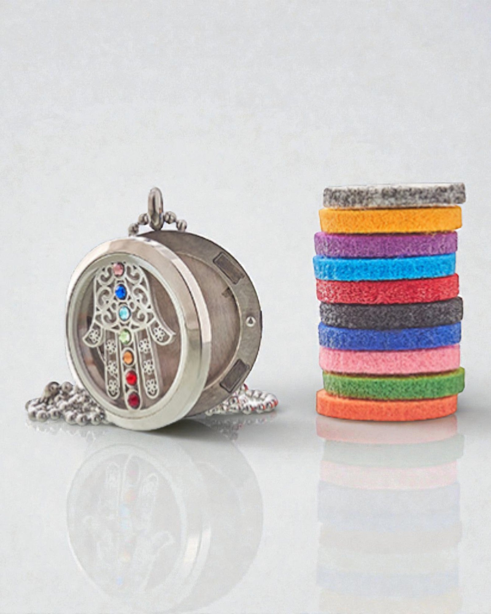 AromaHamsa Chakra – Colar de Aromaterapia com Medalhão Hamsa 30 mm