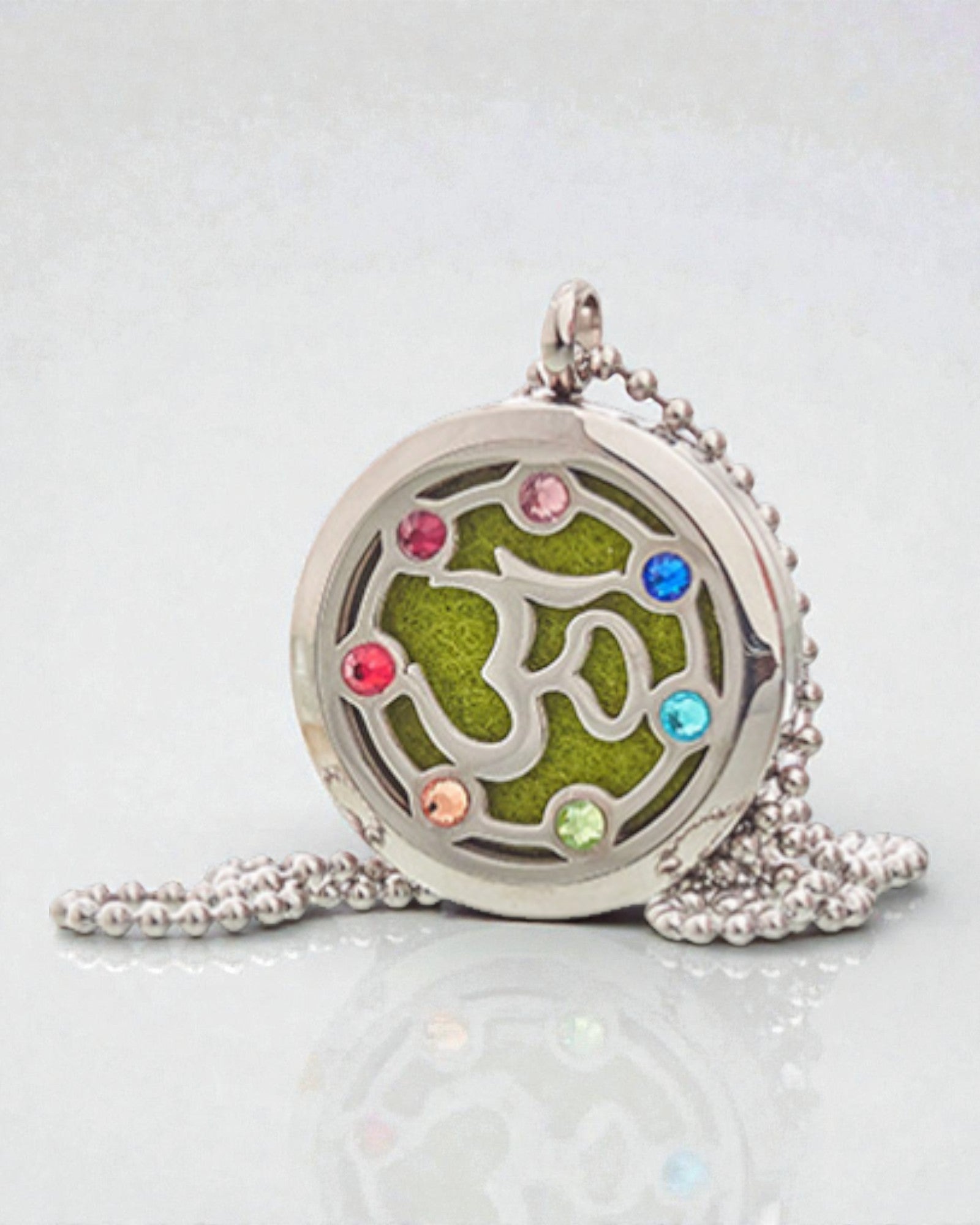 Colar Aromalife Chakra OM – Medalhão Secreto de Aroma 30 mm
