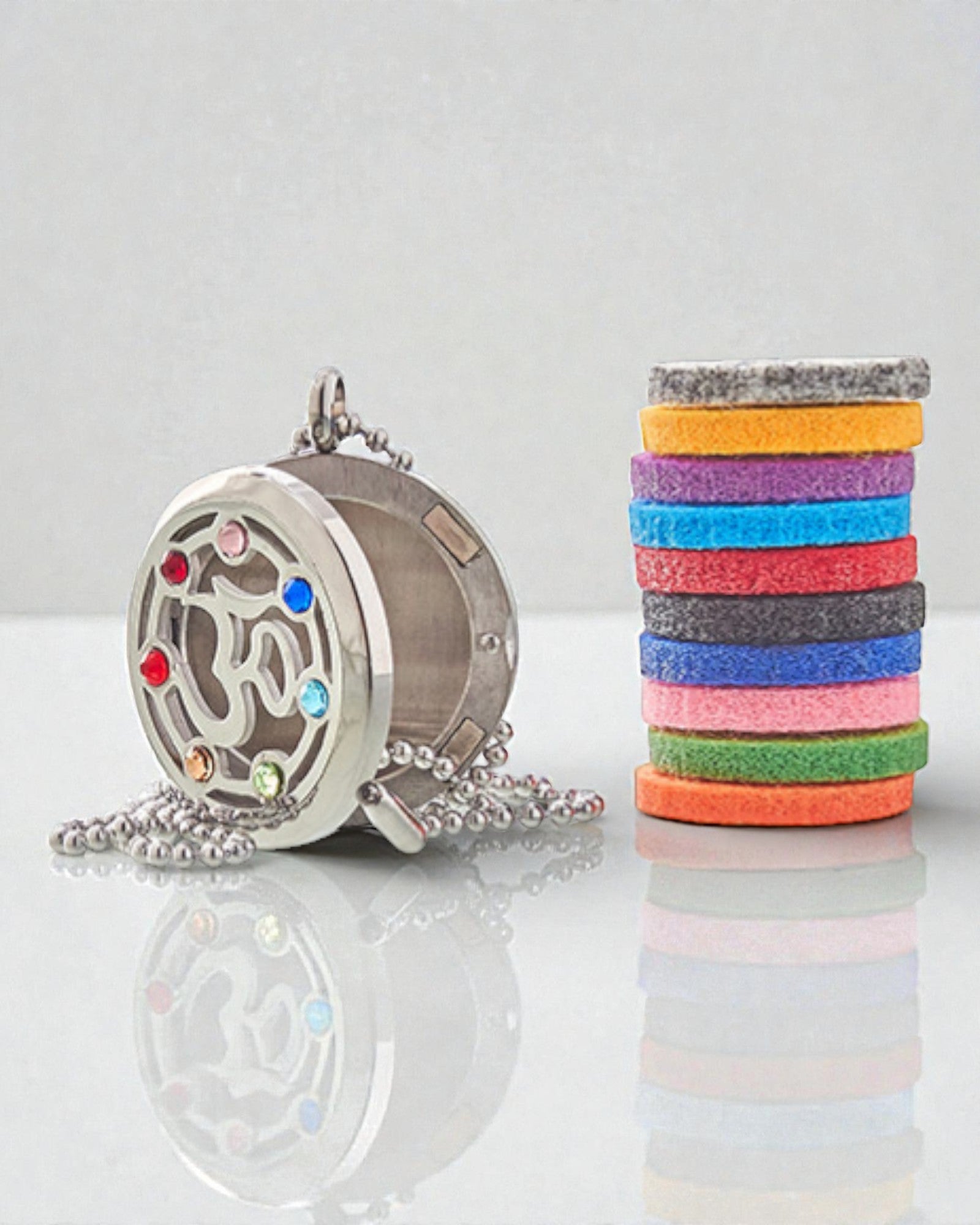 Colar Aromalife Chakra OM – Medalhão Secreto de Aroma 30 mm