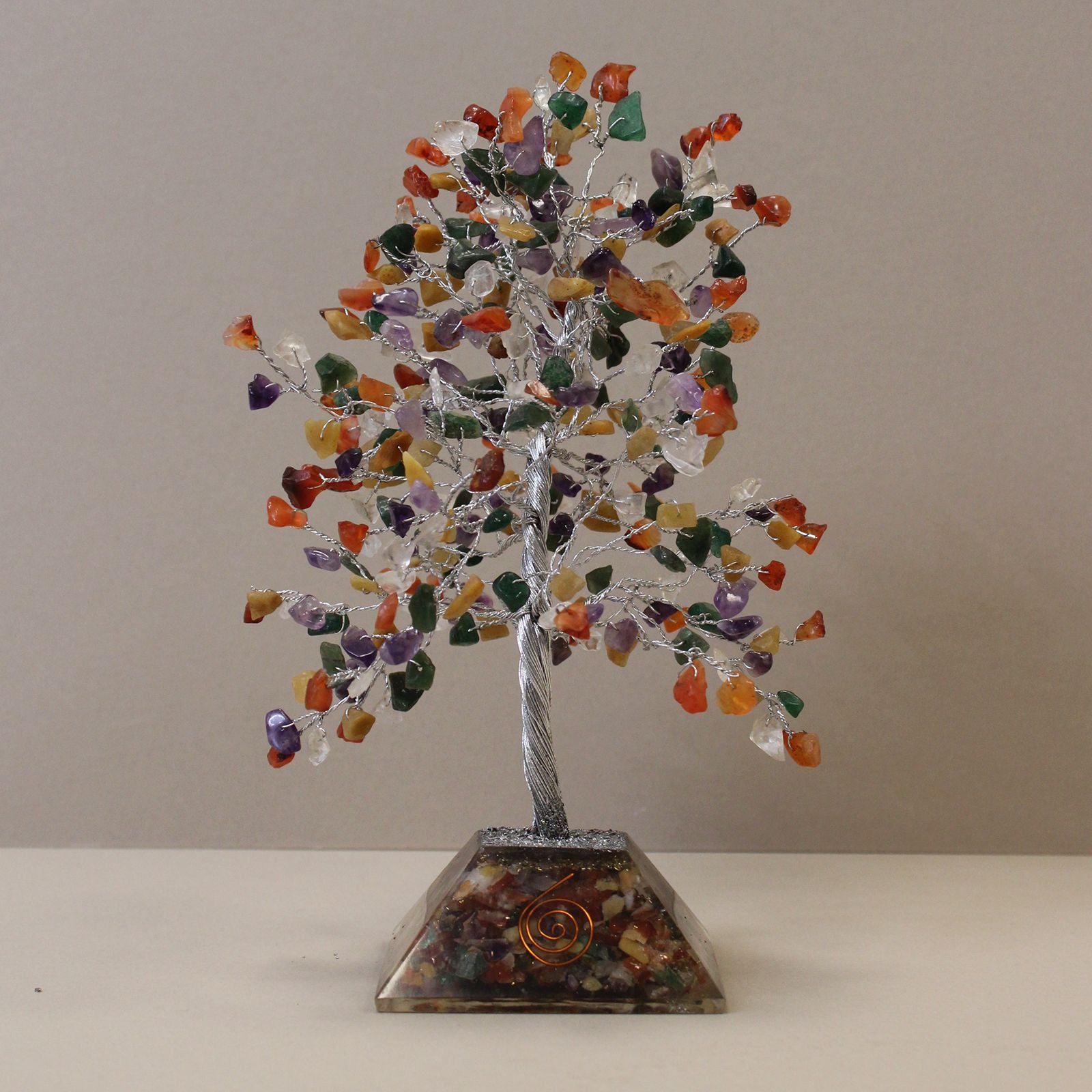 Árvore da Sorte com Base de Orgonite - 320 Pedras Coloridas - Decoração Impressionante para Casa ou Presente - Base Estável de Orgonite - Símbolo de Energia Positiva e Harmonia