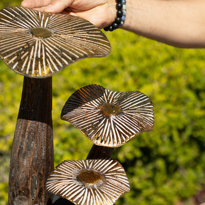 Grande Escultura de Cogumelo Dourado 32 cm - Madeira Natural - Elemento Decorativo Único para Presente - Estilo Florestal, Rústico e Moderno
