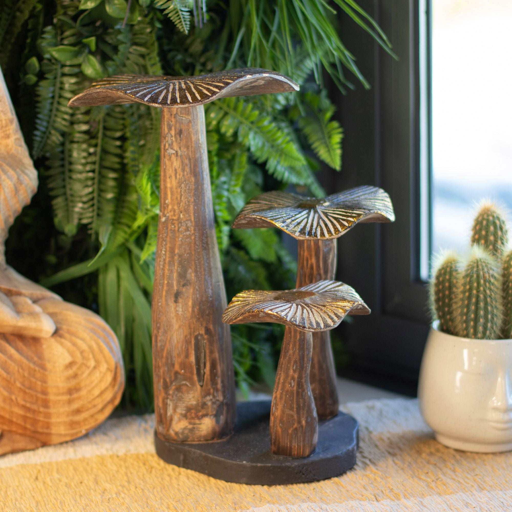 Grande Escultura de Cogumelo Dourado 32 cm - Madeira Natural - Elemento Decorativo Único para Presente - Estilo Florestal, Rústico e Moderno