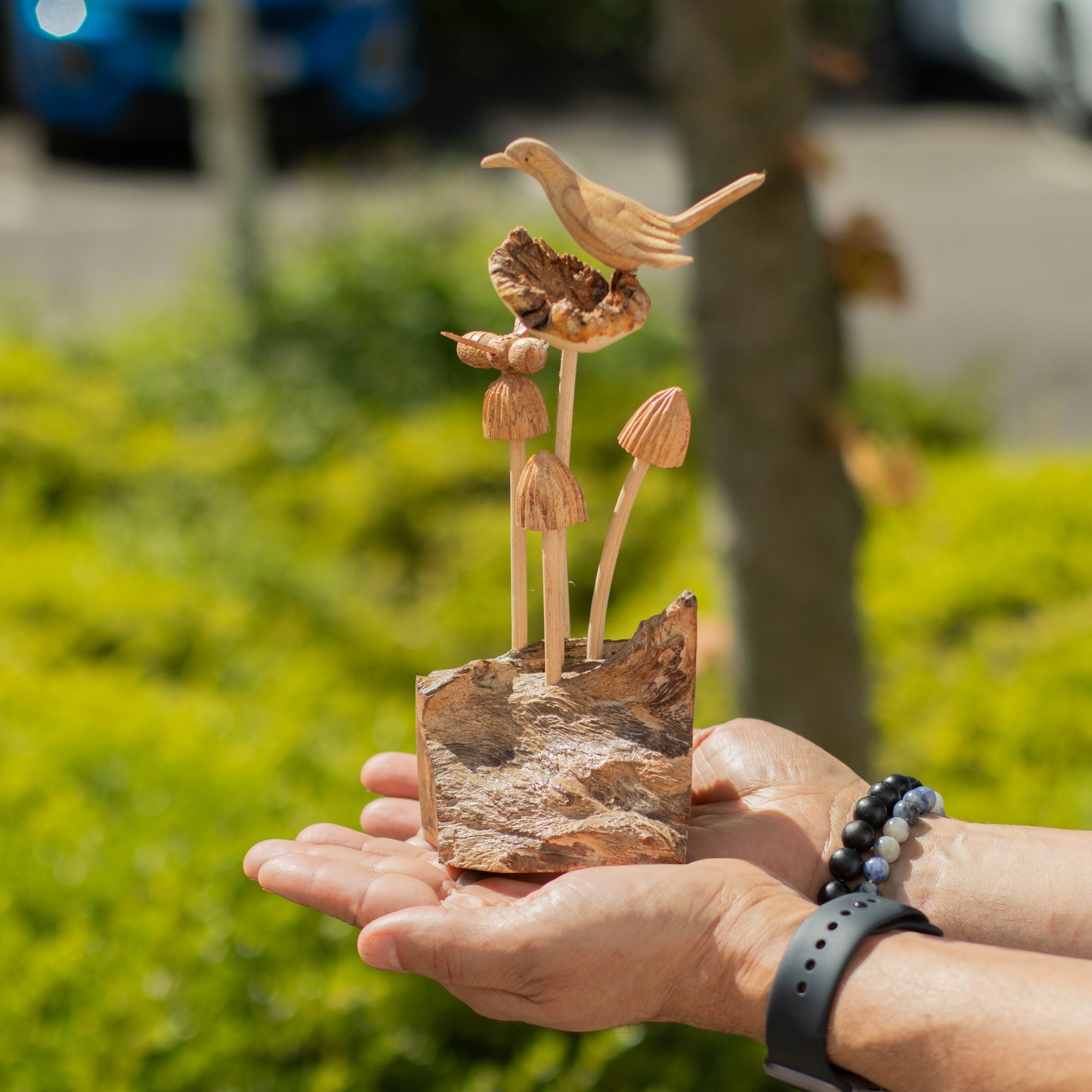 Escultura em Madeira Parasita