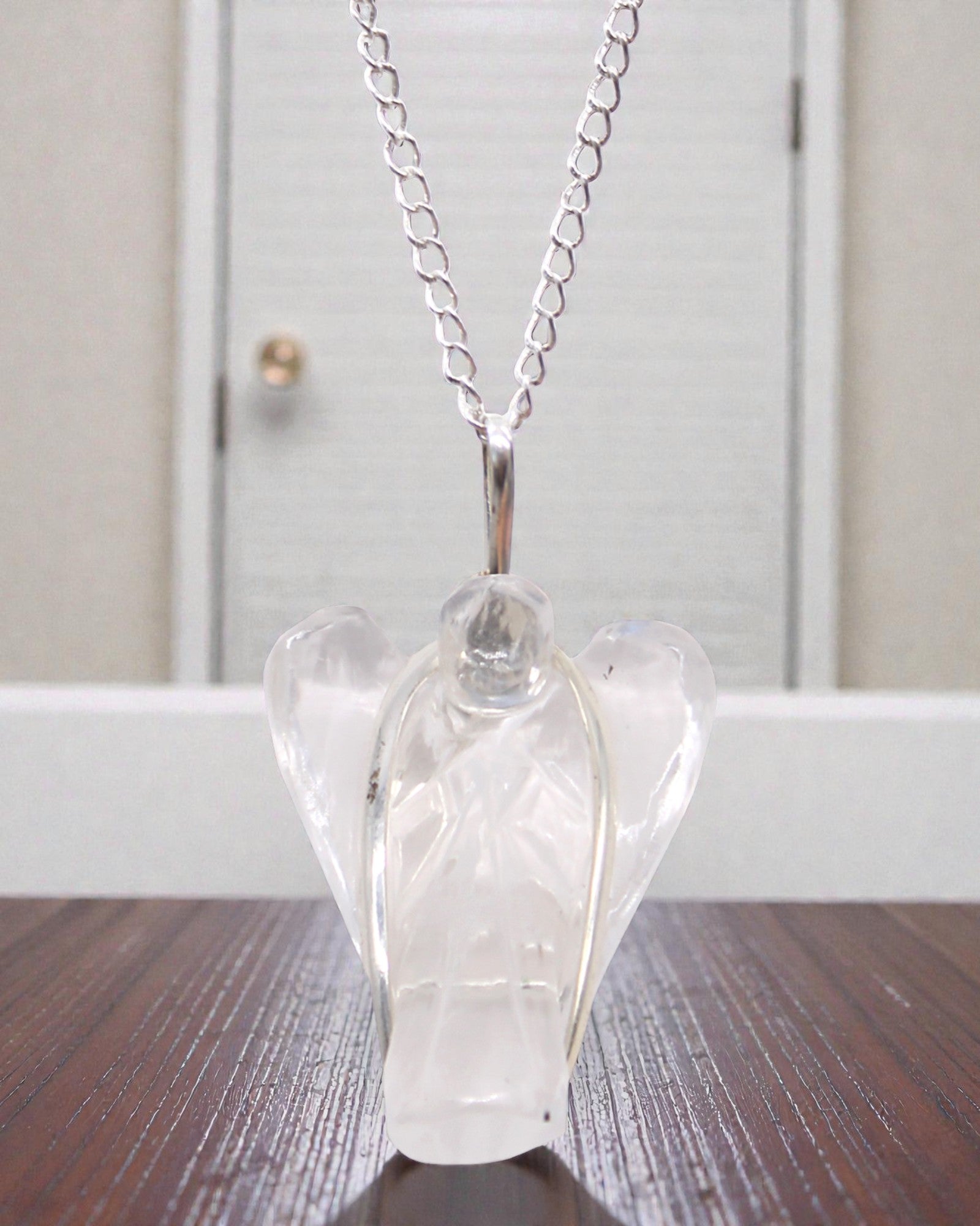 Guardian Crystal – Pendente Anjo da Guarda em Cristal de Rocha