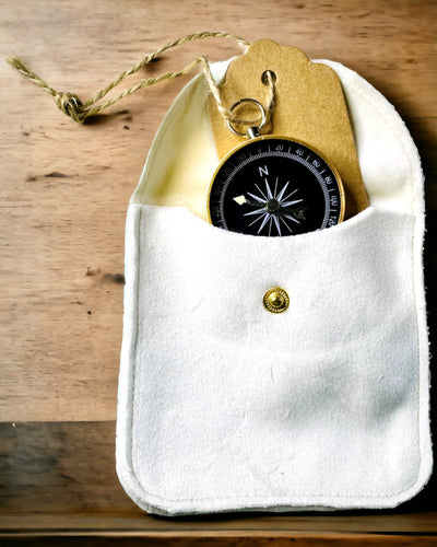 Bússola de Navegação Compacta com Acabamento Metálico – Essencial para Todo Viajante, com gravação