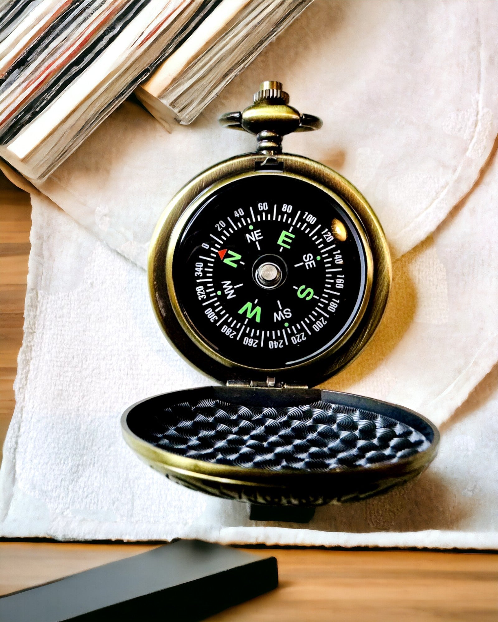 "Kompass Retro de Bolso com Motivo de Nova Iorque – Bússola Multifuncional e Elegante com Imagem da Estátua da Liberdade"