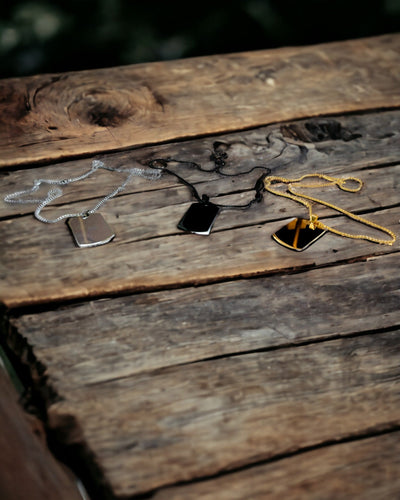 Colar com Dog Tag "Três Tons de Estilo" - Placa de Identificação - Pingente Elegante em Aço Inoxidável com Opção de Gravação